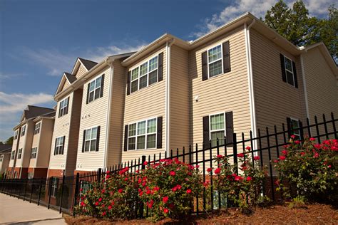 Gardens at Country Club Apartments in Winston-Salem, NC offer renovated, 1, 2 & 3-bedroom garden and townhome floor plans. . Apartments for rent winston salem nc